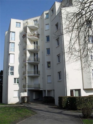 appartement à la location -   25000  BESANCON, surface 44 m2 location appartement - APR741262